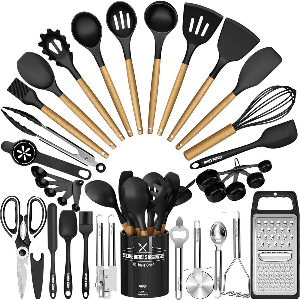 Kitchen Gadgets And Utensils - Set di Utensili da Cucina -